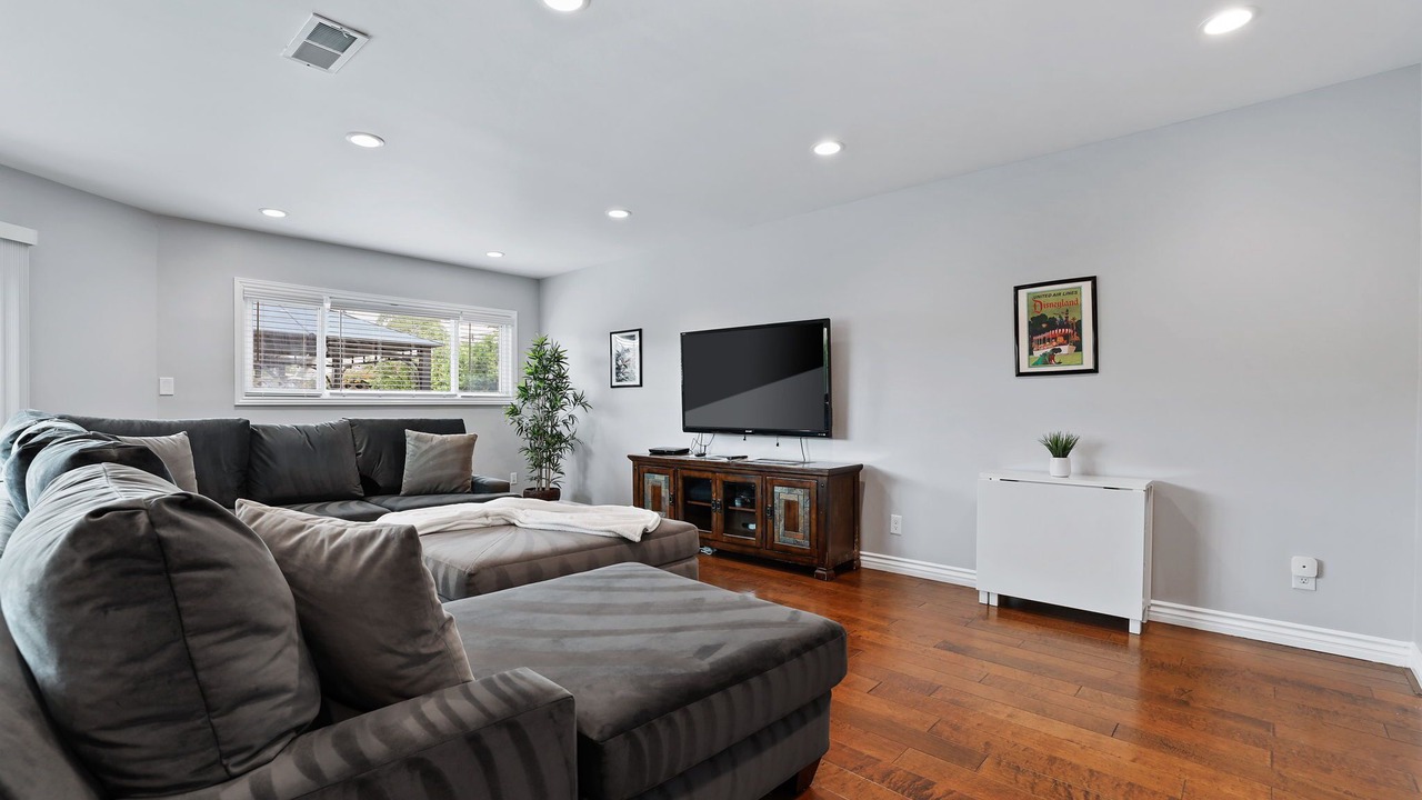 Photo of Livingroom in Southwest Anaheim