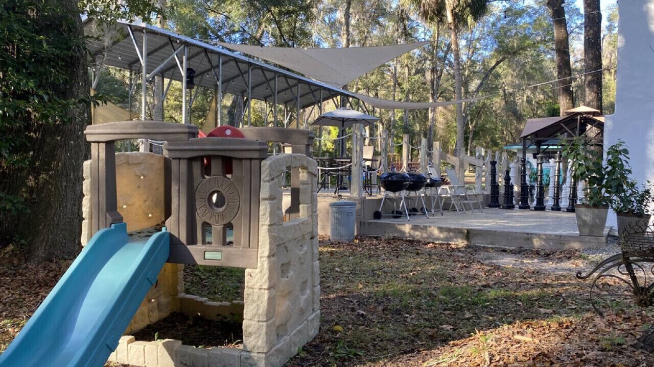 Photo of Others in Dunnellon
