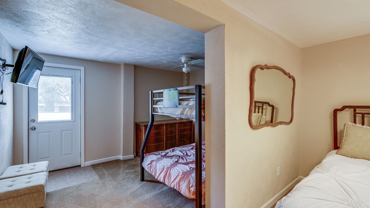 Photo of Bedroom in Dawson