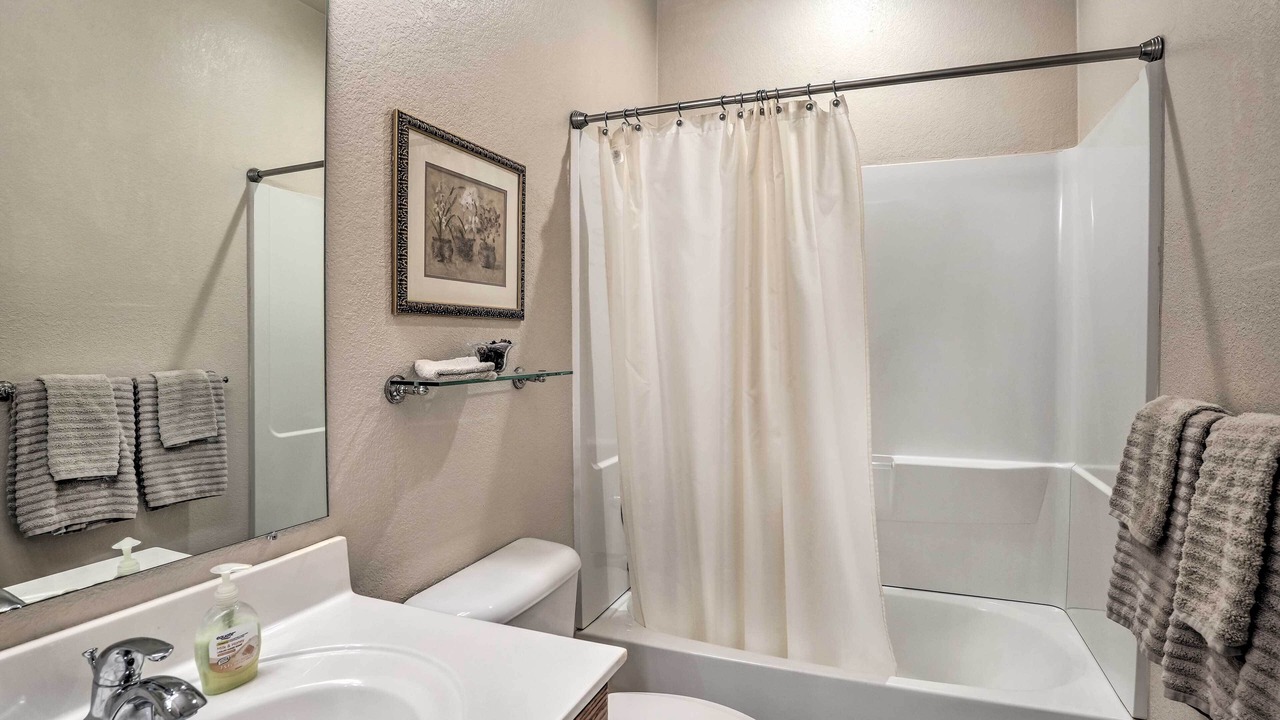 Photo of Bathroom in Palm Valley