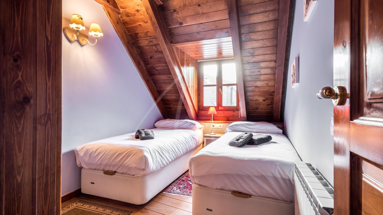 Photo of Bedroom in Arties