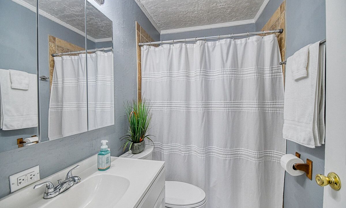 Photo of Bathroom in Midwest City