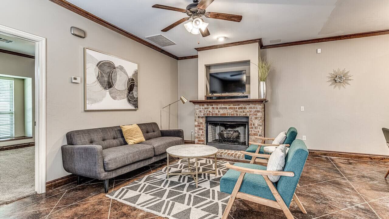 Photo of Livingroom in Central Oklahoma City