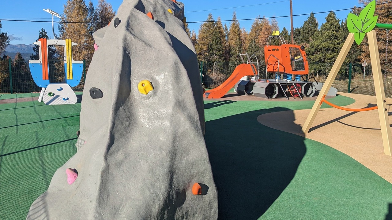 Photo of Others in Eyne 2600