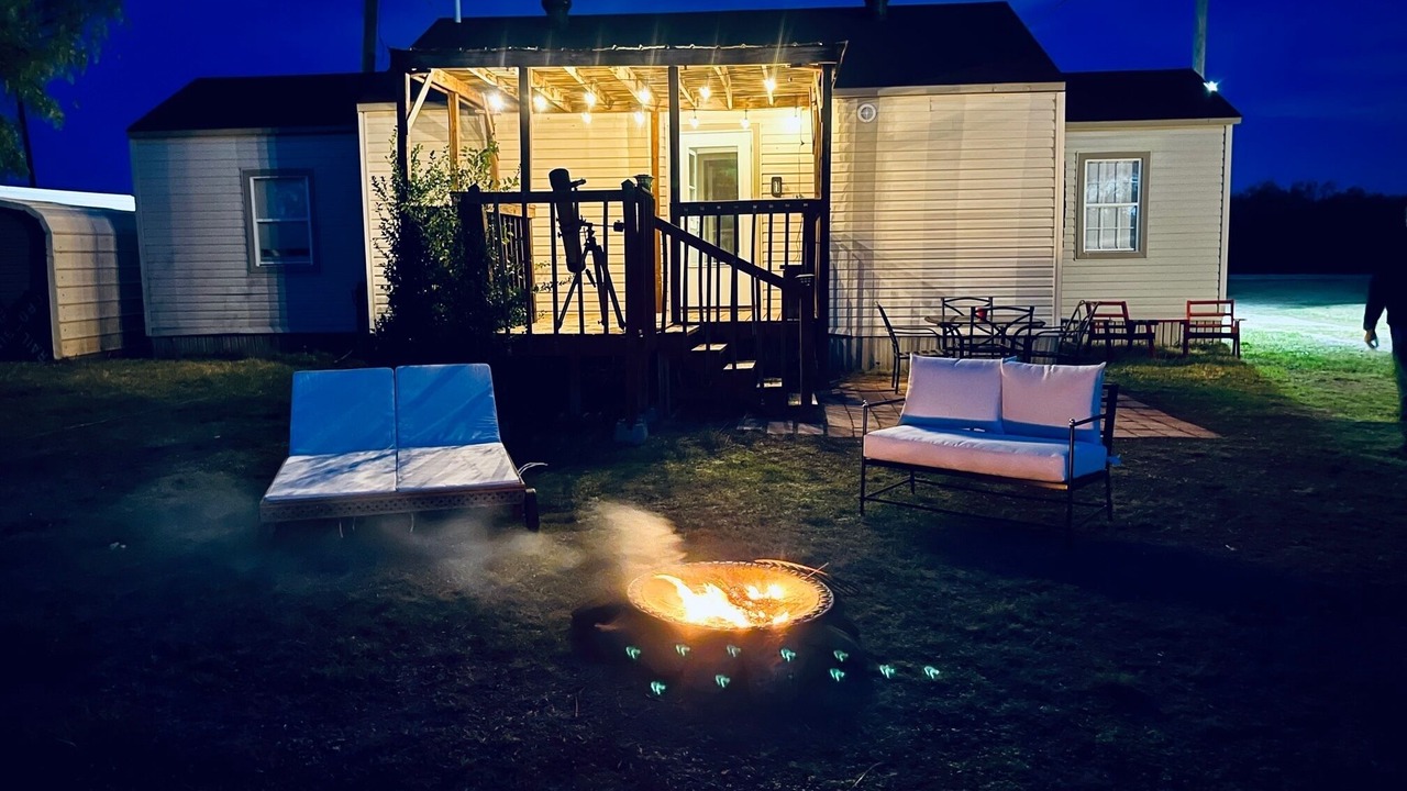 Photo of Patio Balcony in Iowa Park