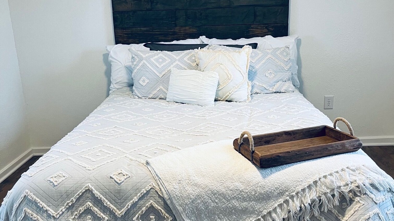 Photo of Bedroom in Iowa Park