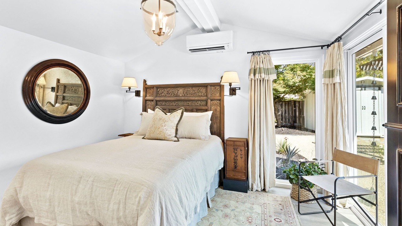 Photo of Bedroom in Browns Valley