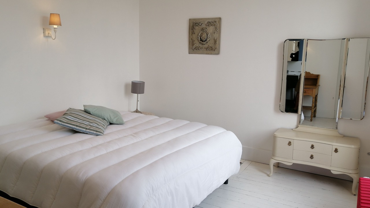 Photo of Bedroom in Courseulles-sur-Mer