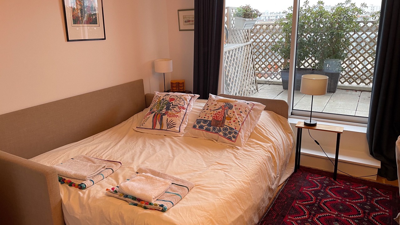 Photo of Bedroom in 15th Arrondissement