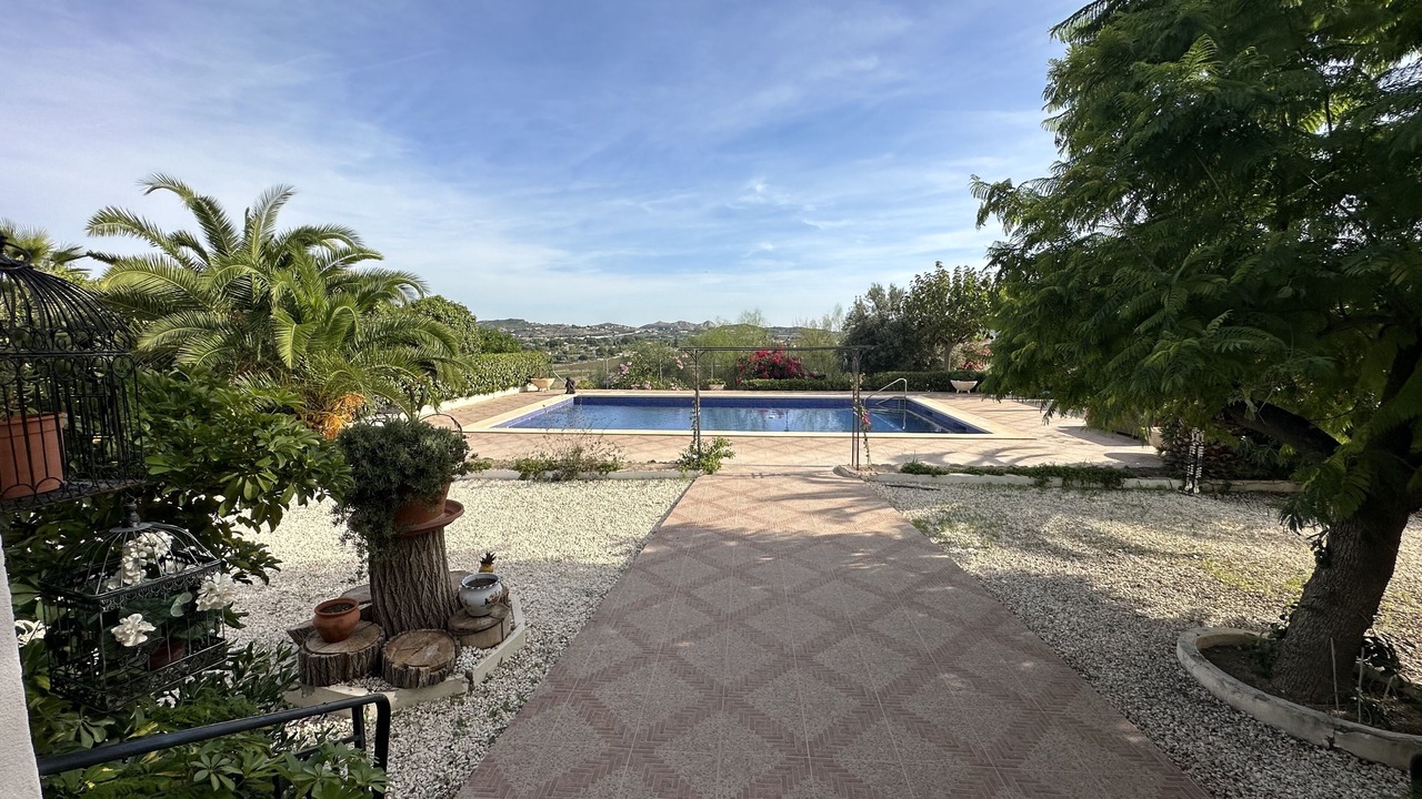 Photo of Outdoor in Aspe