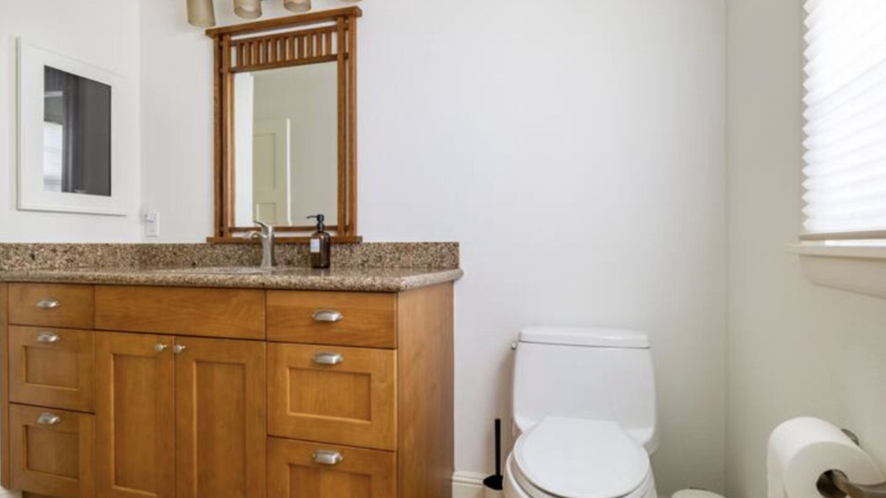 Photo of Bathroom in Kenwood