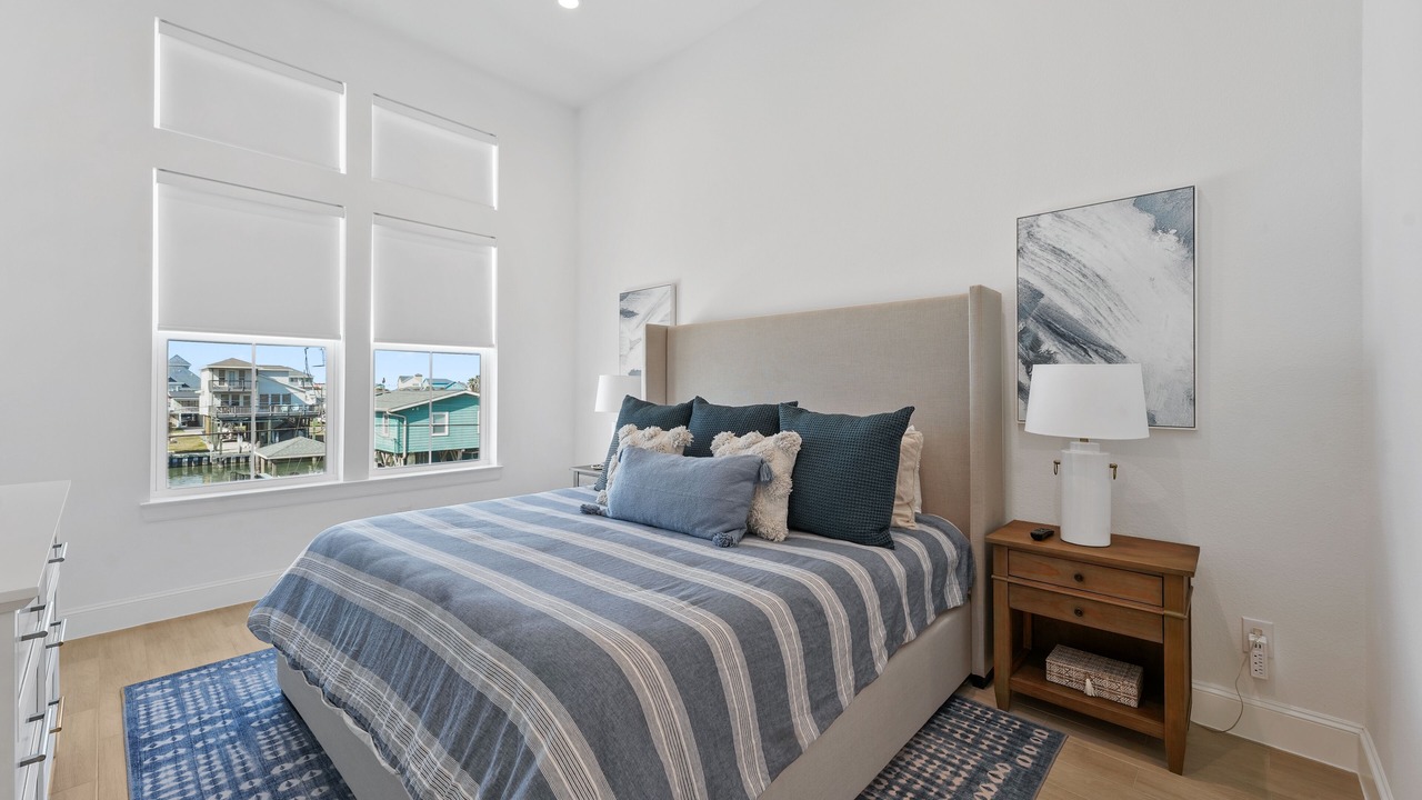 Photo of Bedroom in Terramar Beach