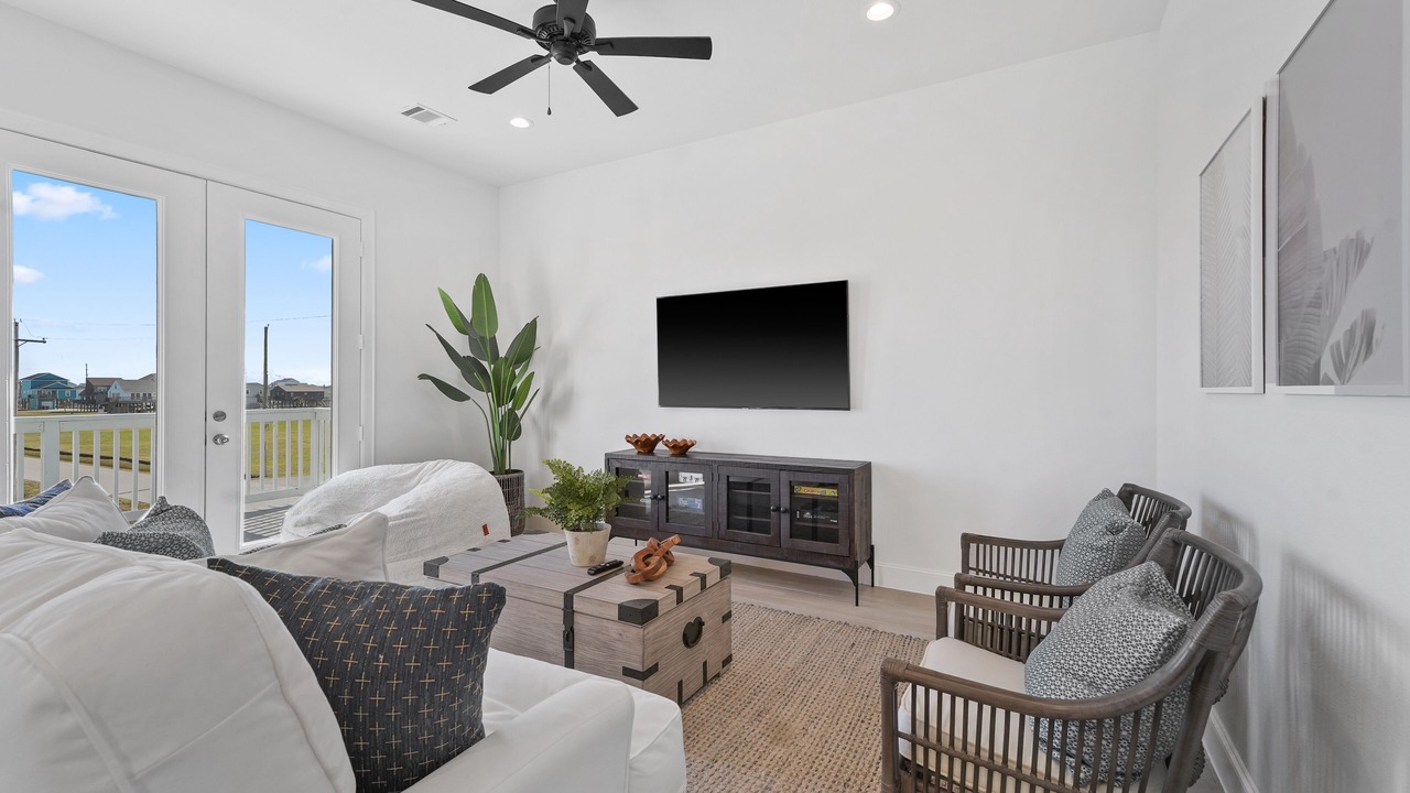 Photo of Livingroom in Terramar Beach