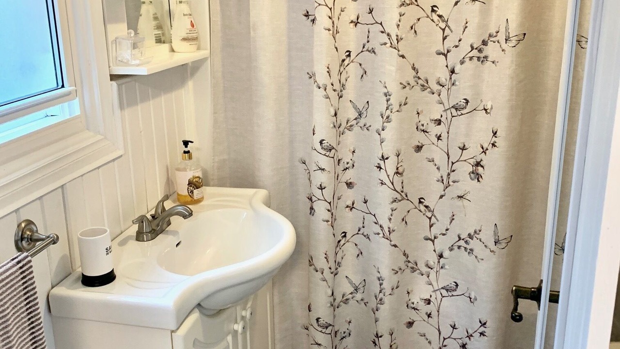 Photo of Bathroom in Historic Old Town