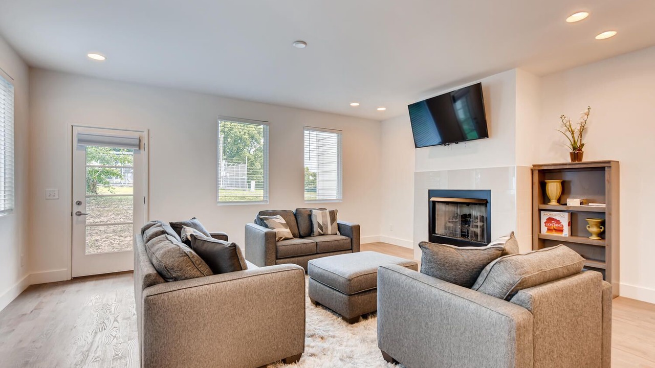 Photo of Livingroom in Talbot's Corner
