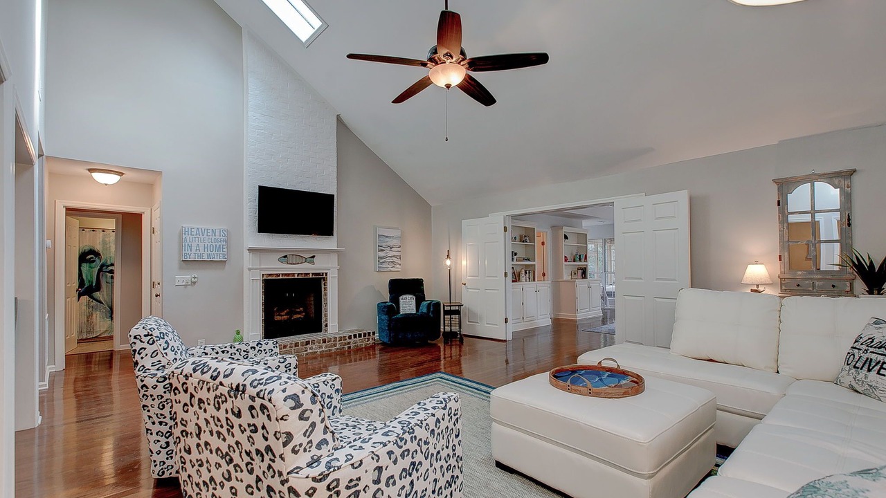 Photo of Livingroom in Saint Simons Island