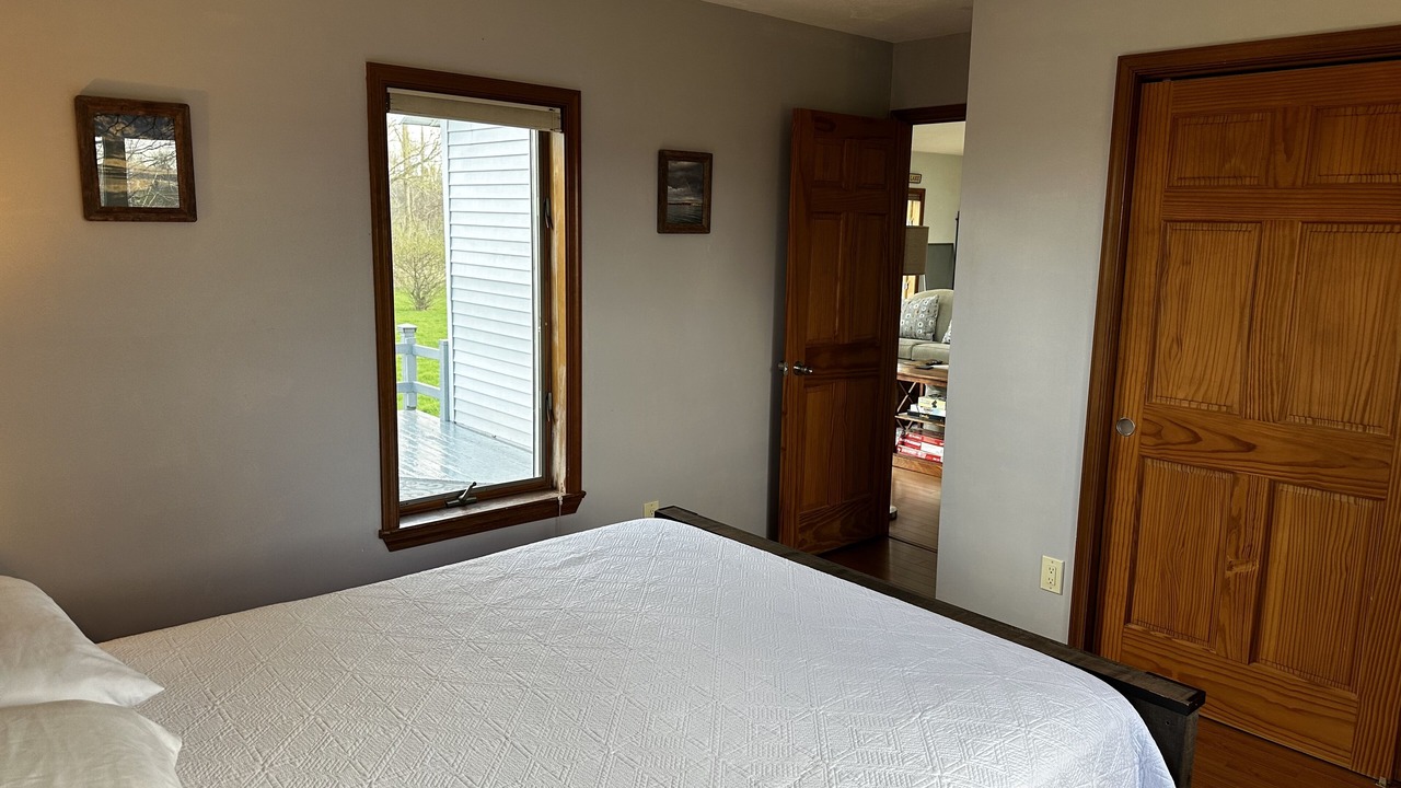 Photo of Bedroom in Skaneateles