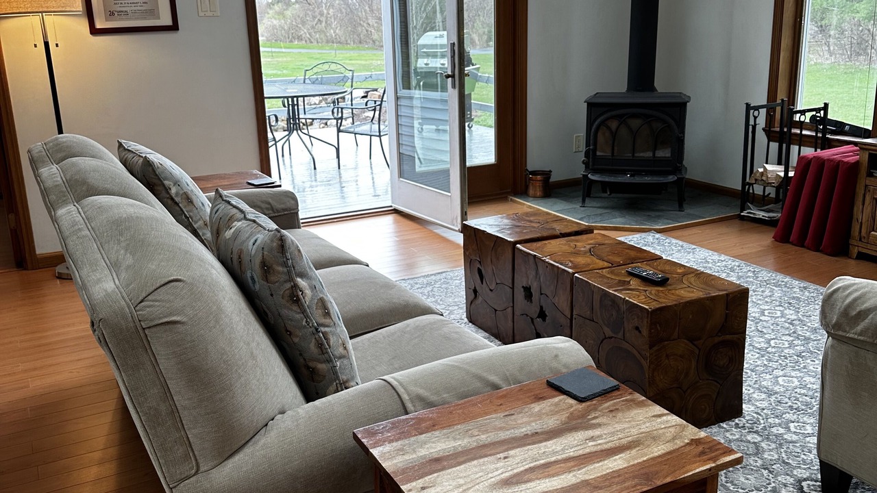 Photo of Livingroom in Skaneateles