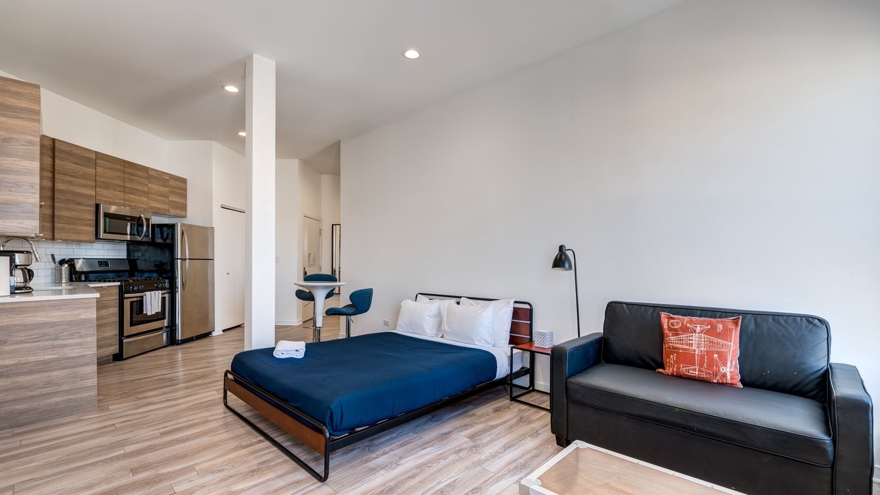 Photo of Bedroom in River West