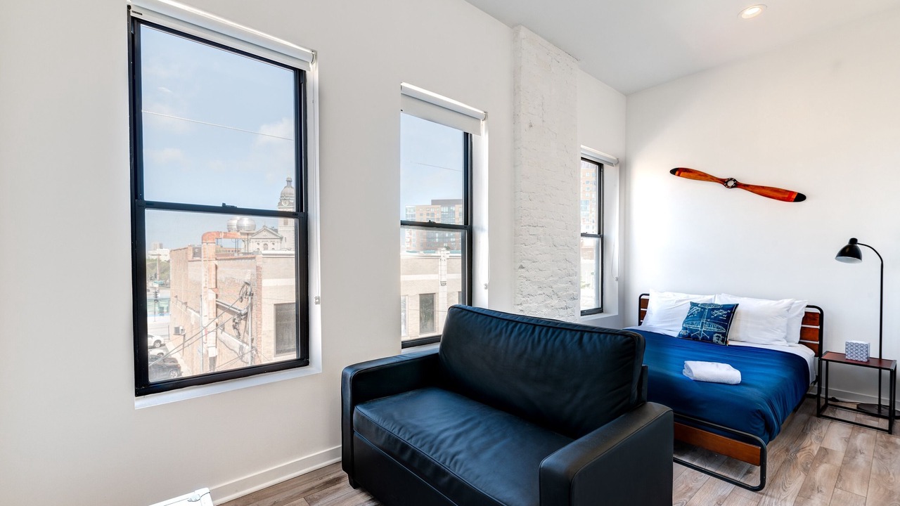 Photo of Bedroom in River West