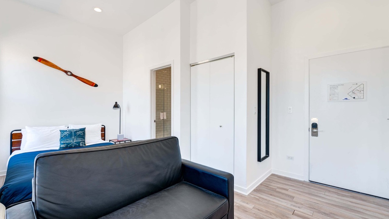 Photo of Bedroom in River West