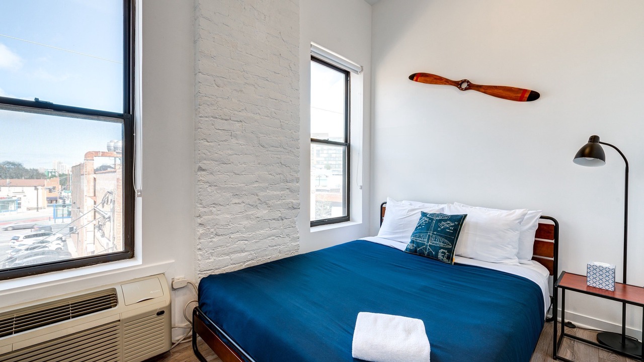 Photo of Bedroom in River West