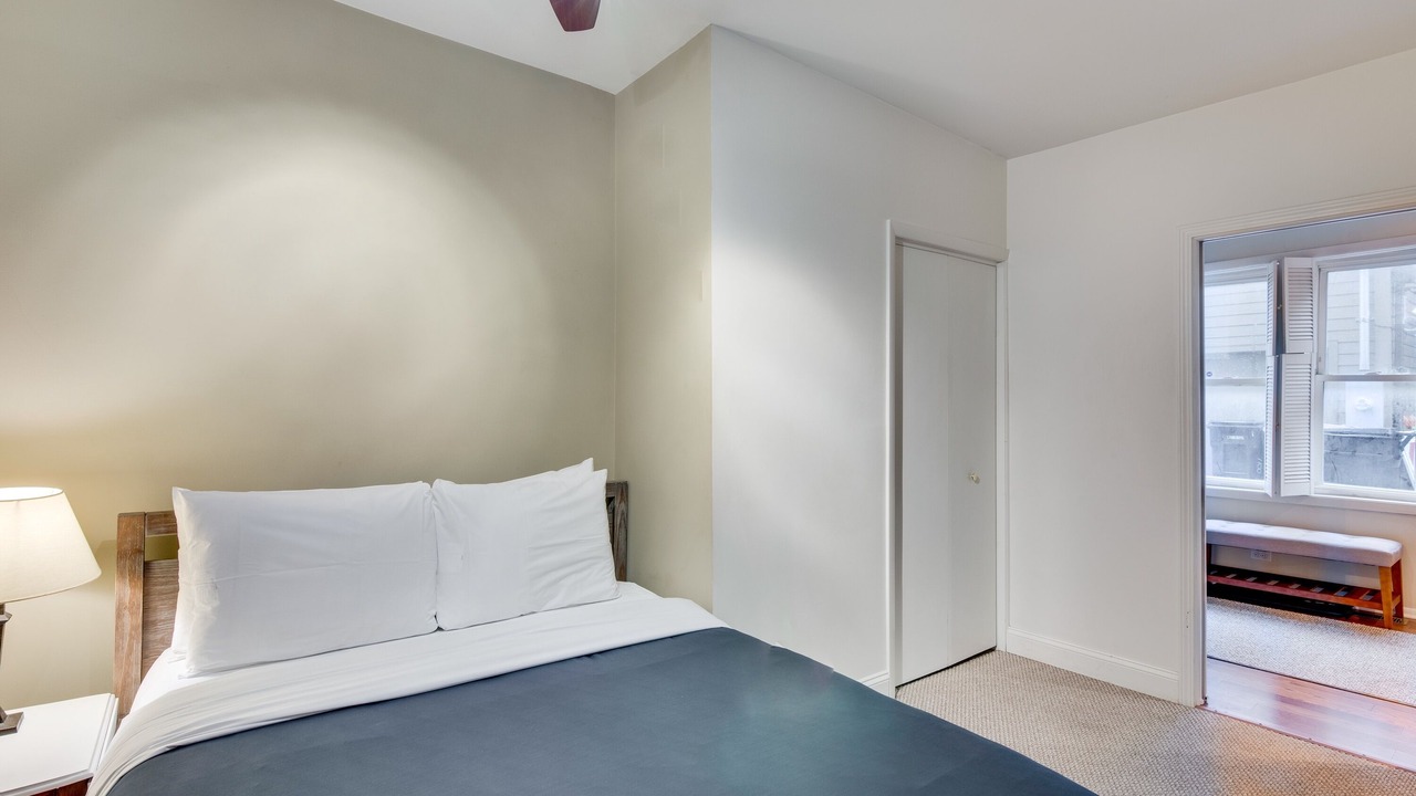 Photo of Bedroom in West Town