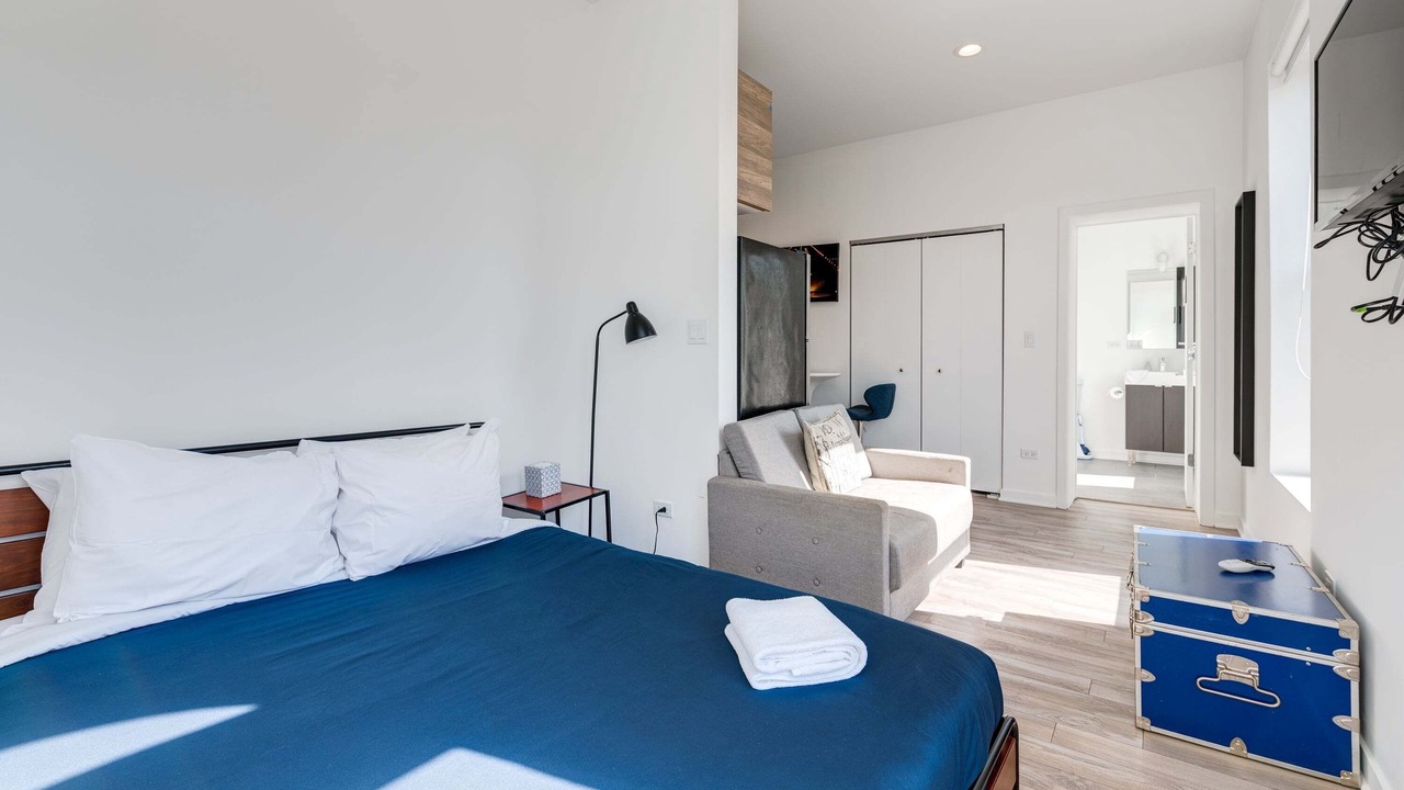 Photo of Bedroom in River West