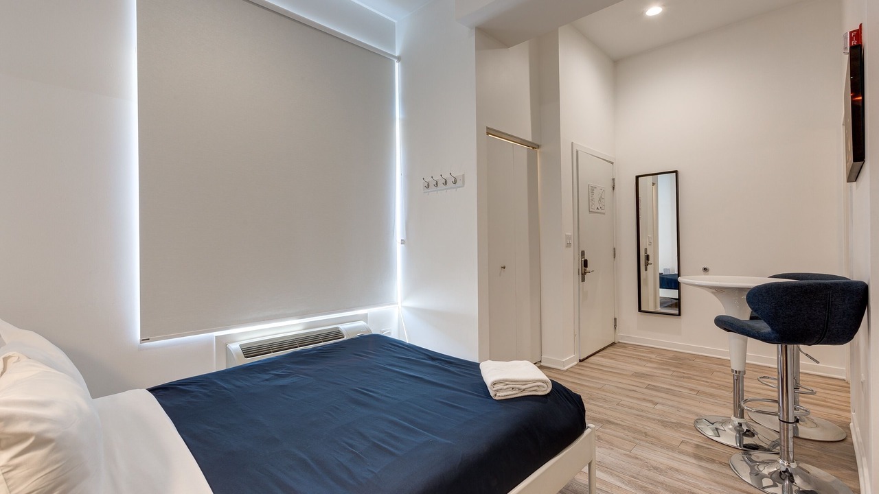 Photo of Others in River West