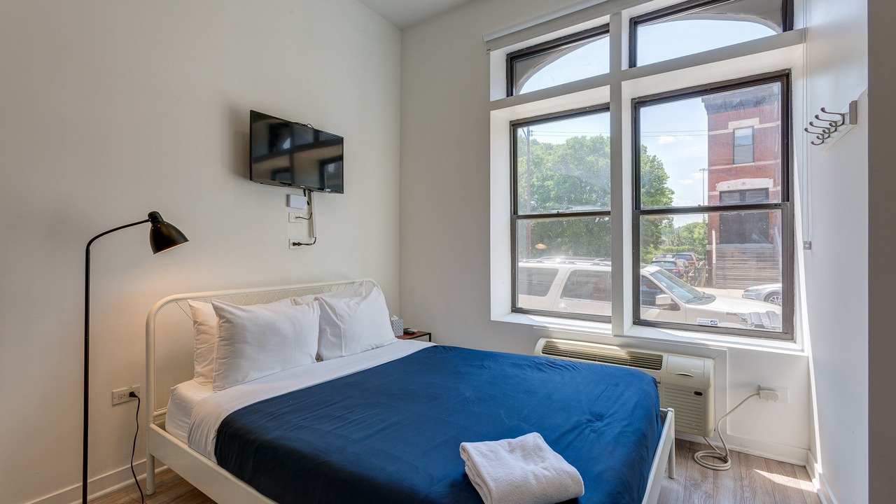 Photo of Bedroom in River West