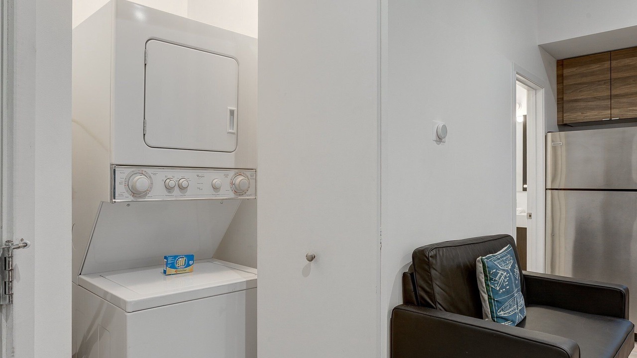 Photo of Bedroom in River West