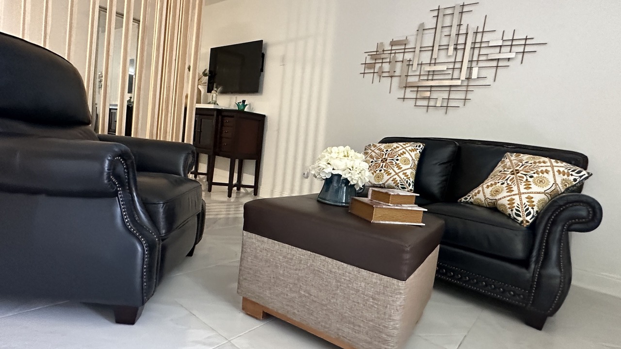Photo of Livingroom in Buena Ventura Lakes