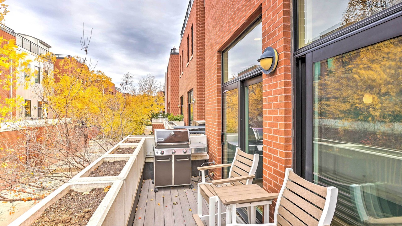 Photo of Patio Balcony in Southeast Omaha