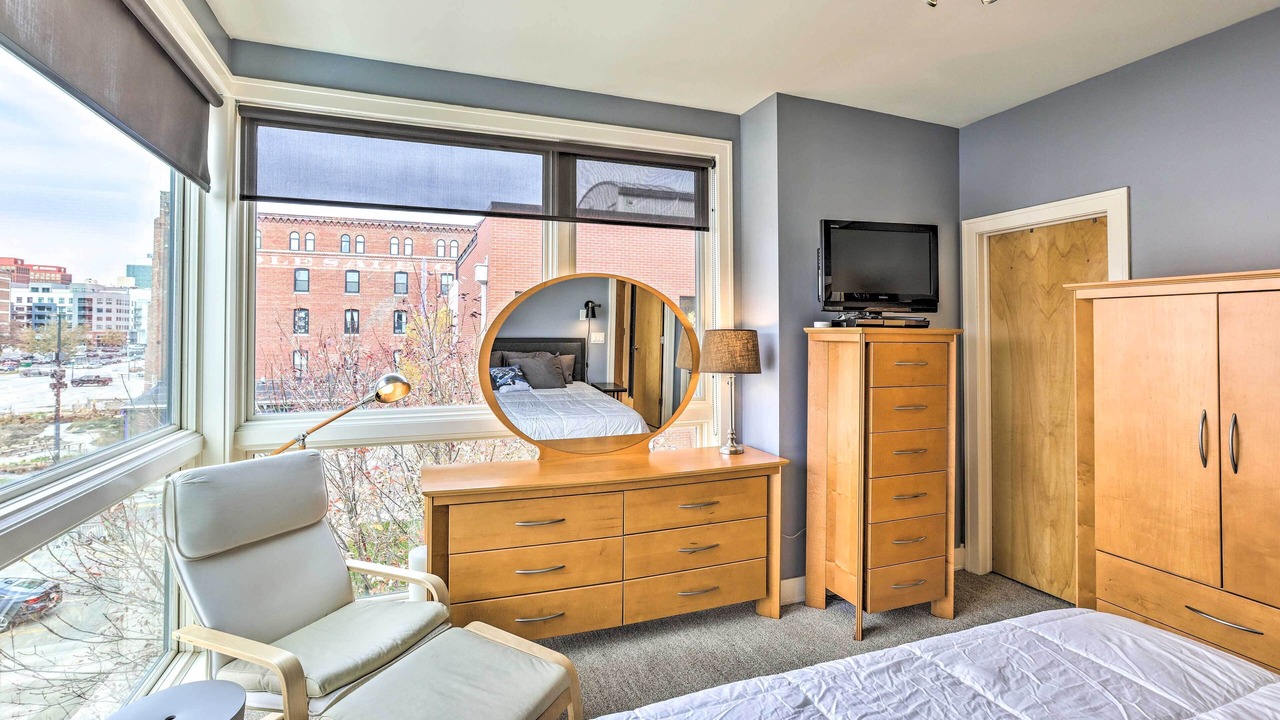 Photo of Bedroom in Southeast Omaha