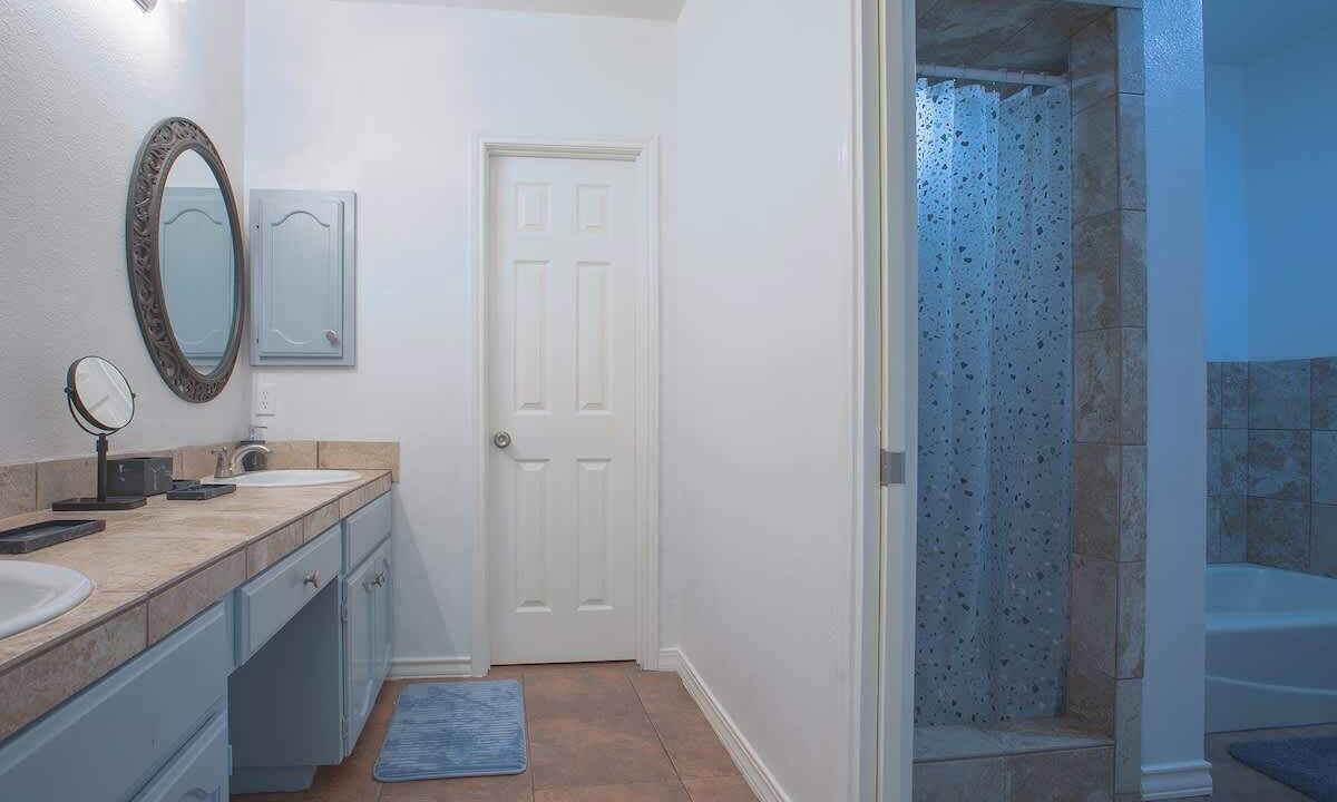 Photo of Bathroom in North San Antonio - SAT