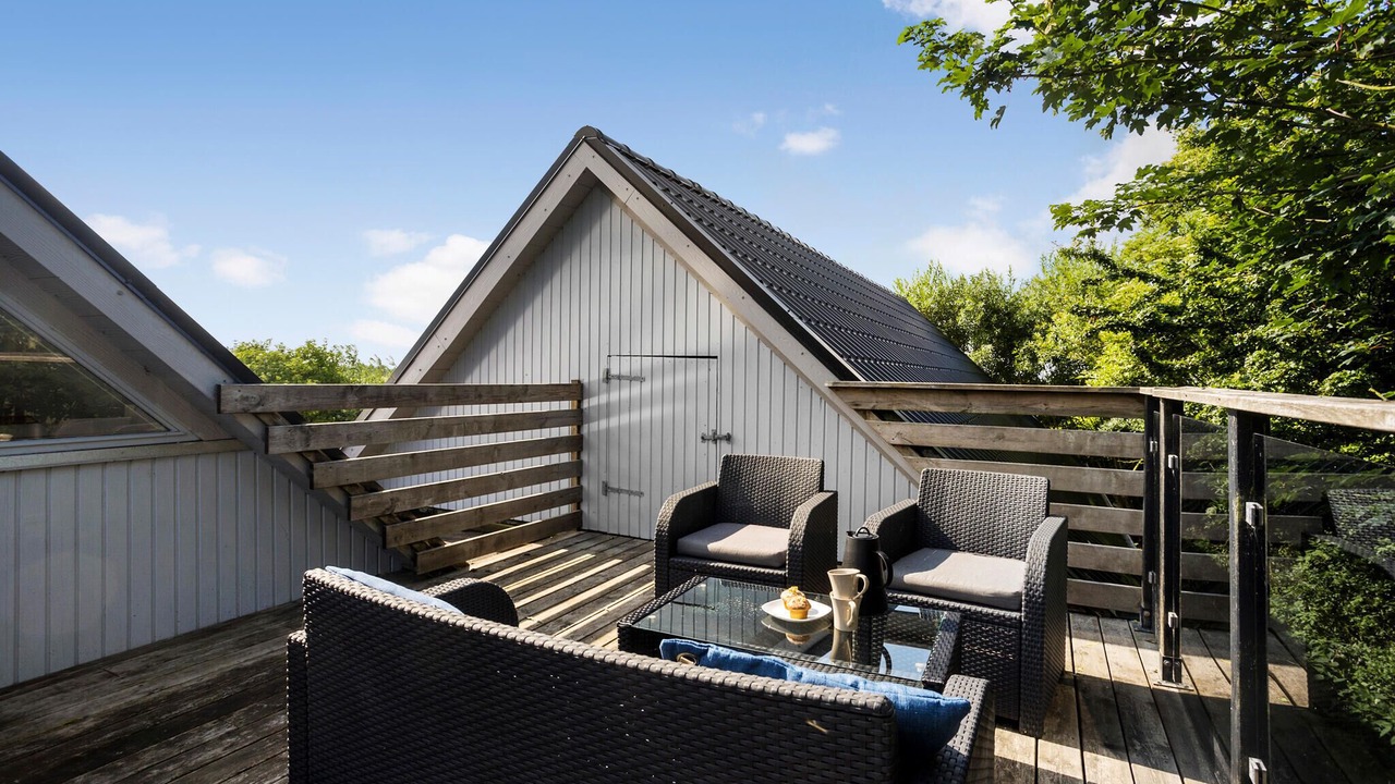 Photo of Others in ster Assels