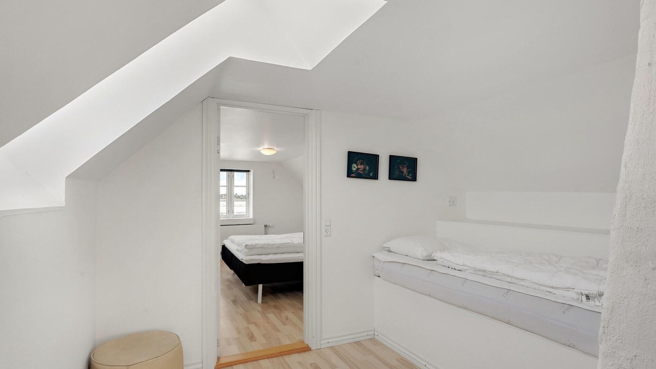 Photo of Others in ster Assels