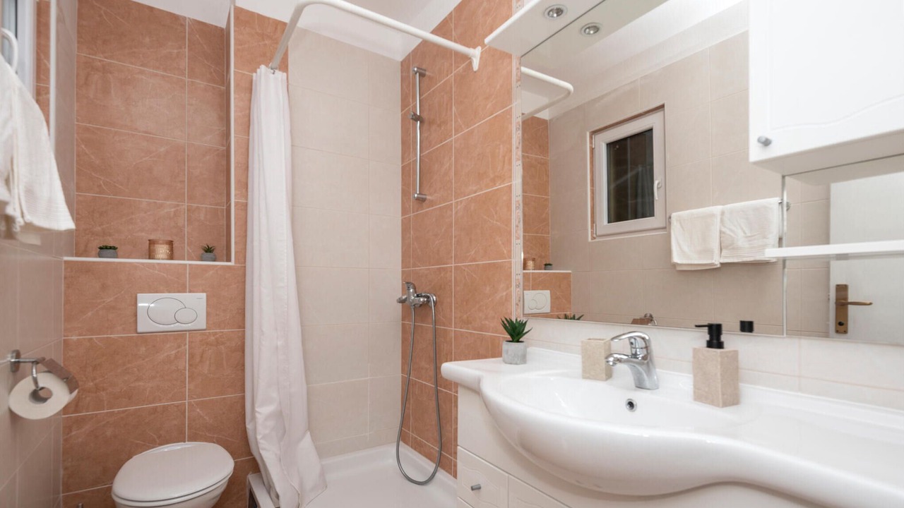 Photo of Bathroom in Makarska Old Town