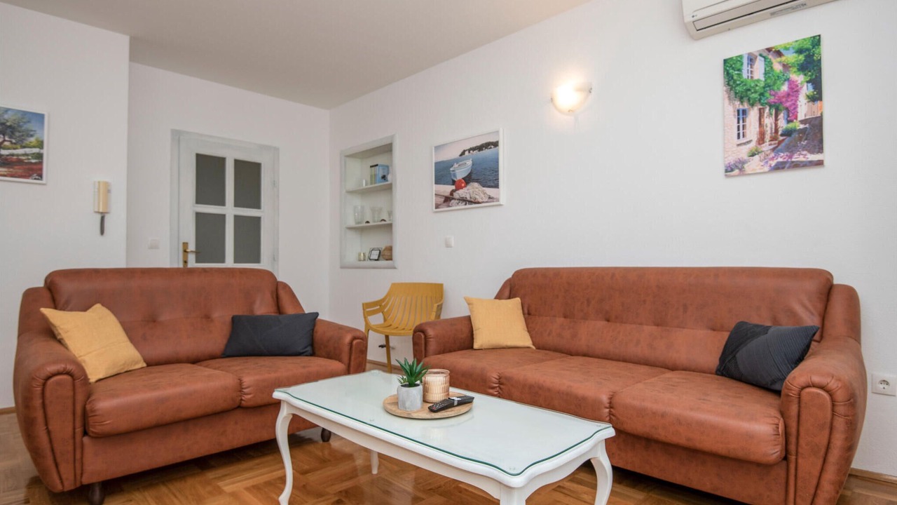 Photo of Bedroom in Makarska Old Town
