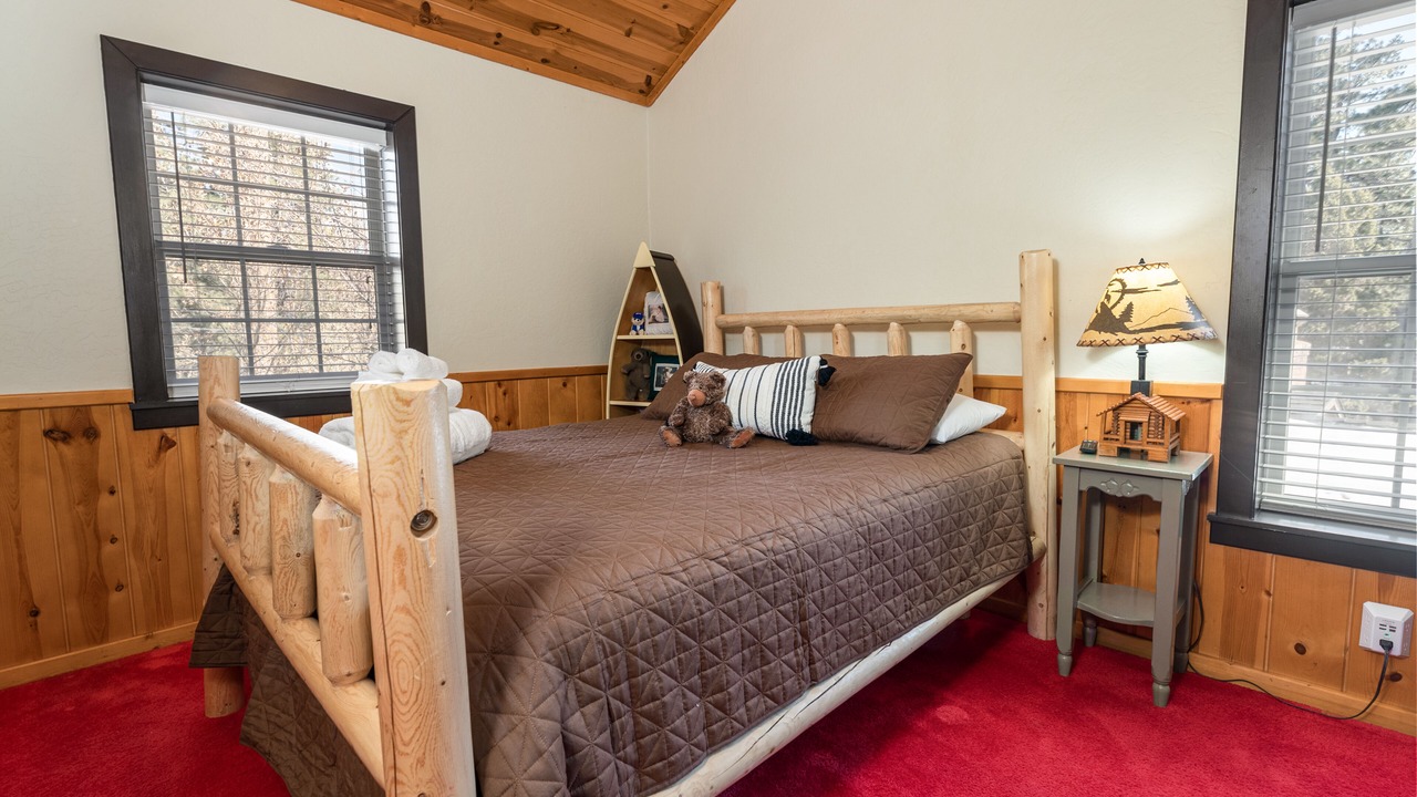 Photo of Bedroom in Big Bear City