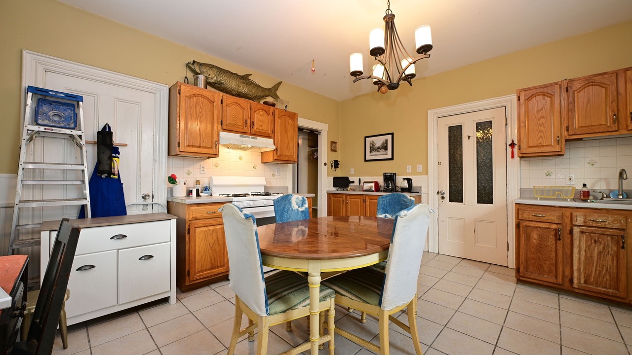 Photo of Others in Chelsea