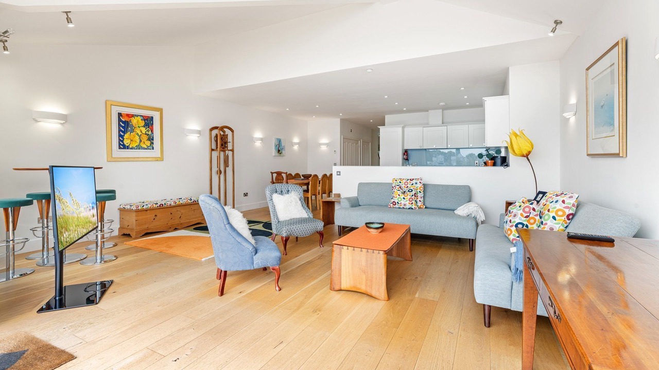 Photo of Livingroom in South Cerney