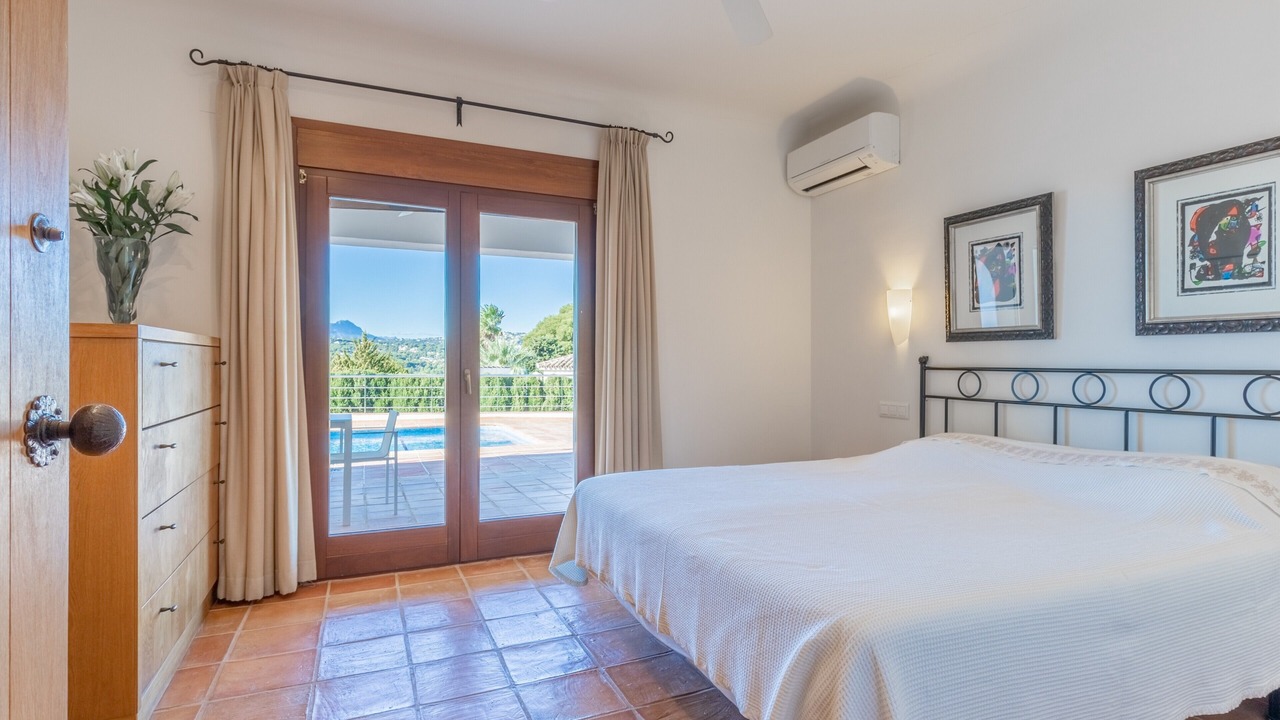 Photo of Bedroom in Moraira Town Centre