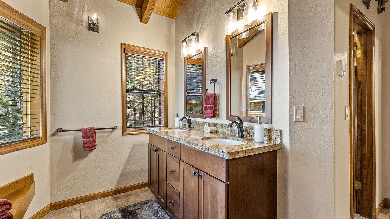 Photo of Bathroom in Flagstaff