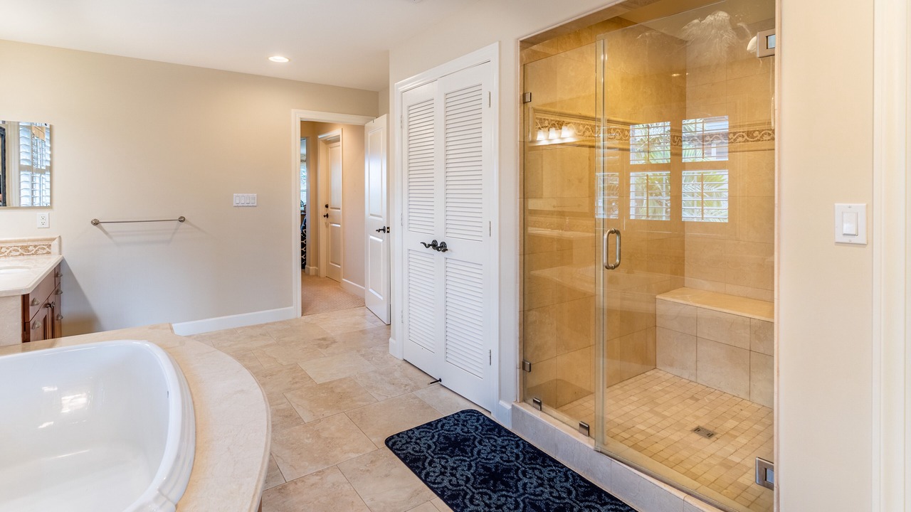 Photo of Bathroom in Ewa