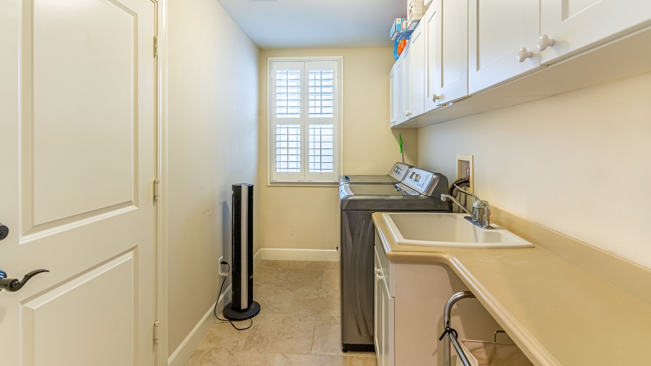 Photo of Others in Ewa