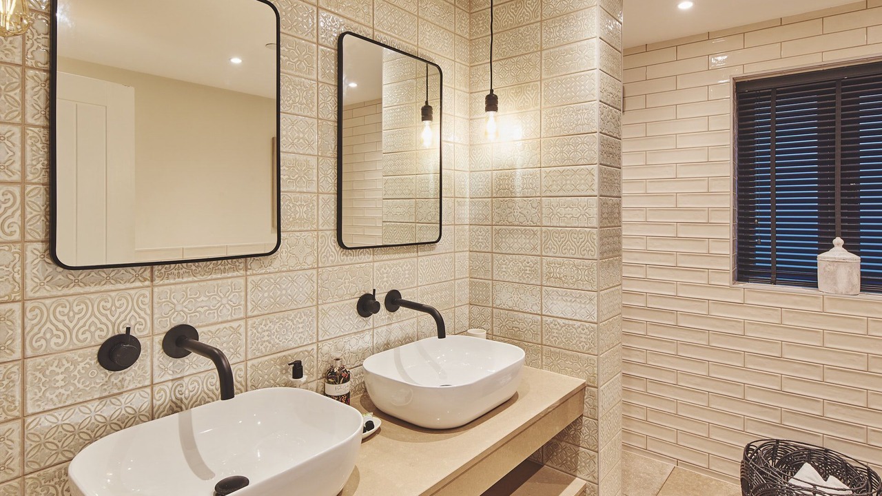 Photo of Bathroom in Oxwich