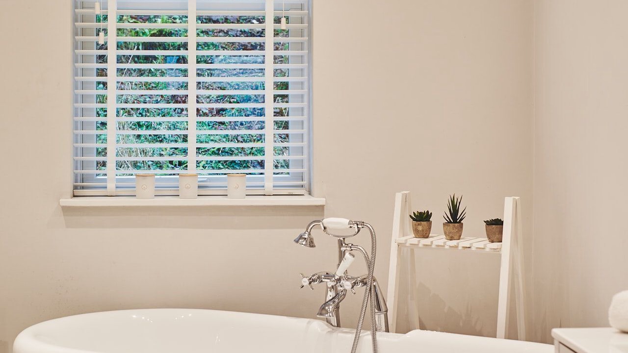 Photo of Bathroom in Oxwich