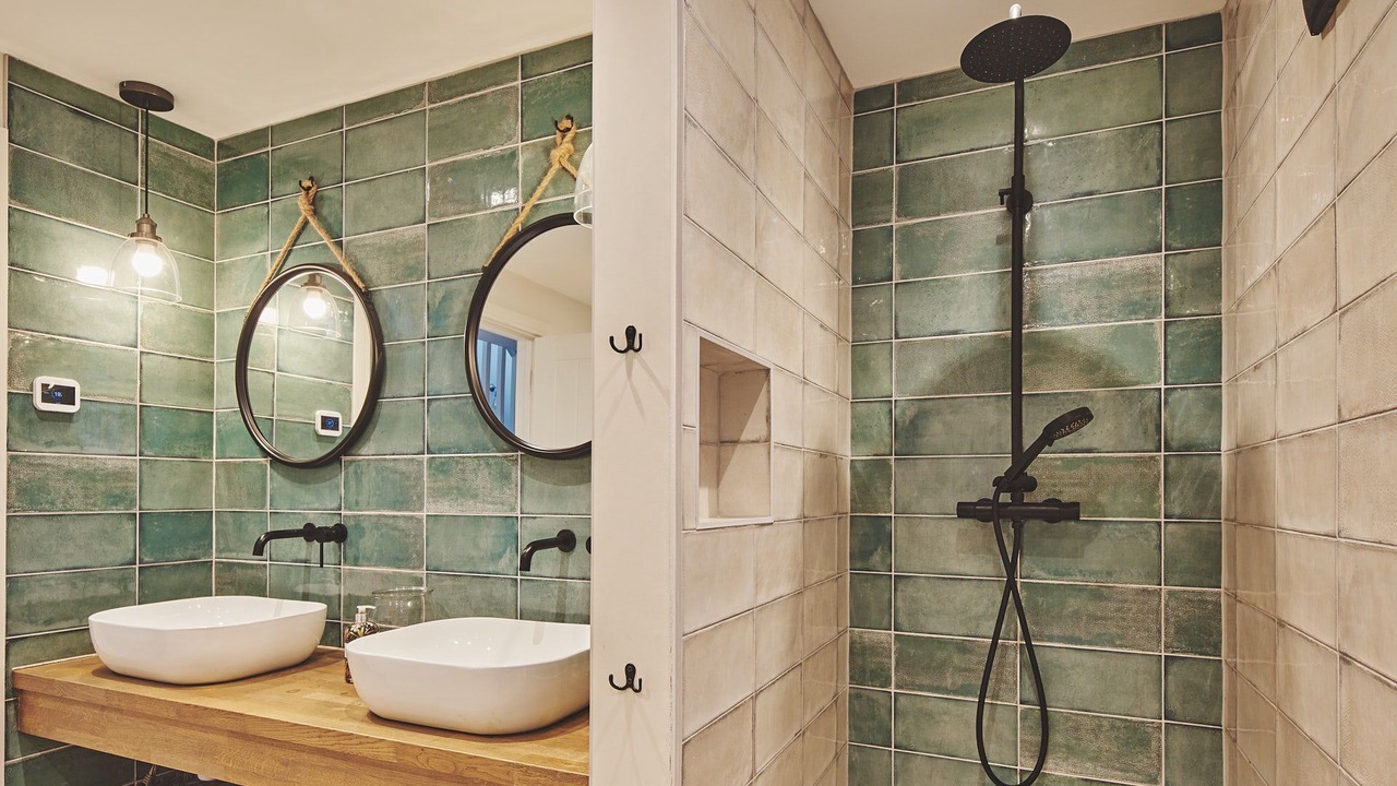 Photo of Bathroom in Oxwich