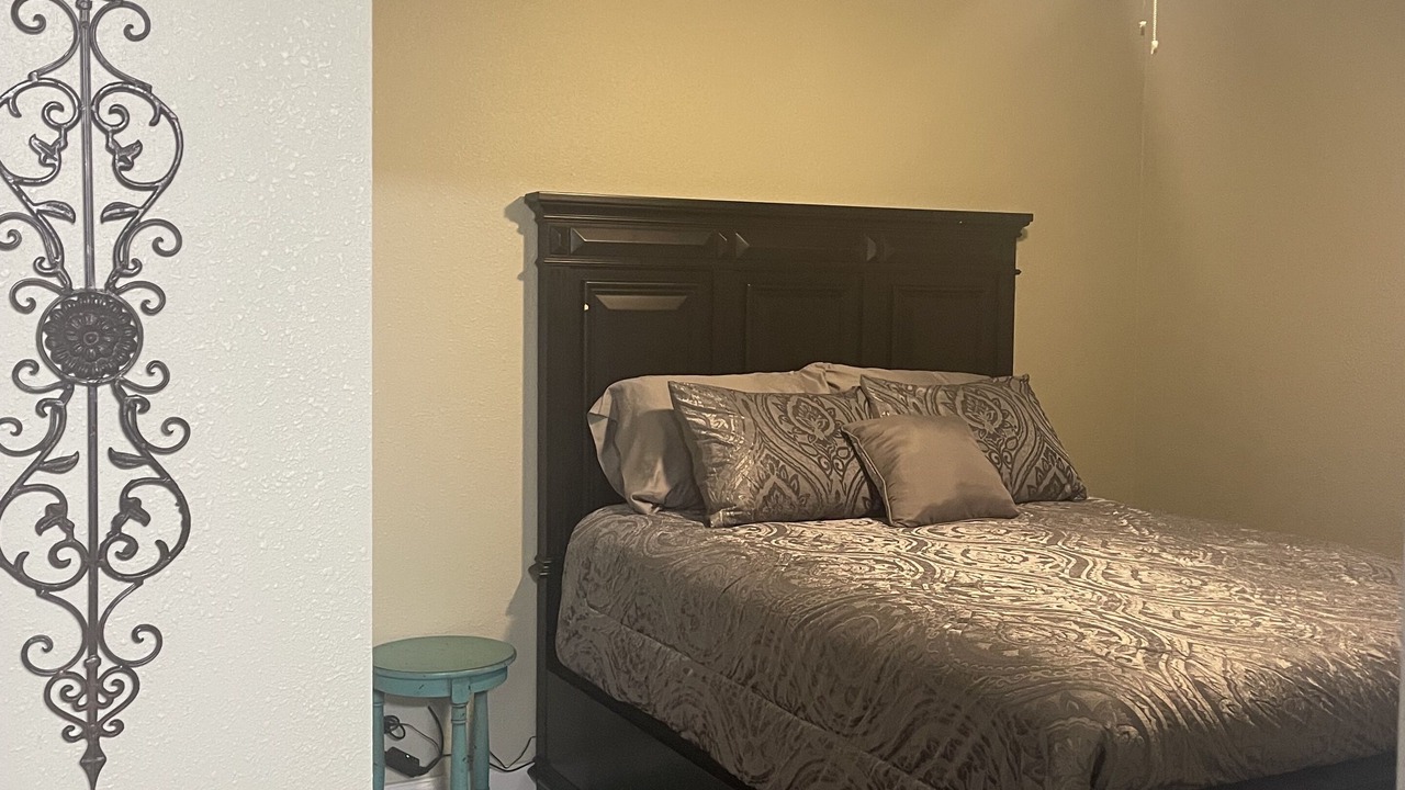 Photo of Bedroom in Caldwell